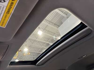 2017 Honda CR-V, $16980. Photo 6