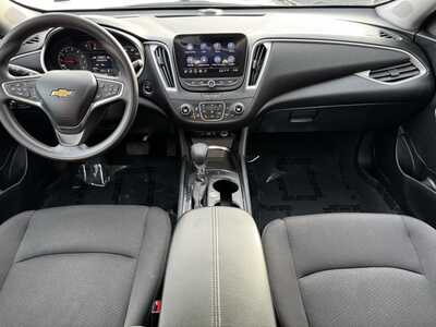2024 Chevrolet Malibu, $17285. Photo 9