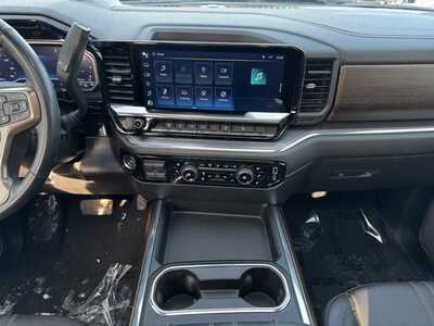 2024 Chevrolet 2500 Crew Cab, $66490. Photo 2