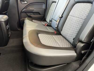 2022 Chevrolet Colorado Crew Cab, $30895. Photo 4