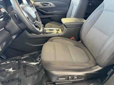 2023 Chevrolet Traverse, $29994. Photo 5