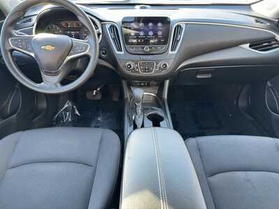 2024 Chevrolet Malibu, $17785. Photo 9