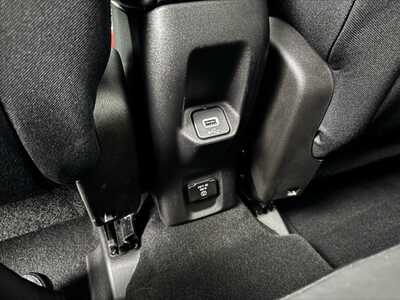 2019 Jeep Renegade, $19999. Photo 7