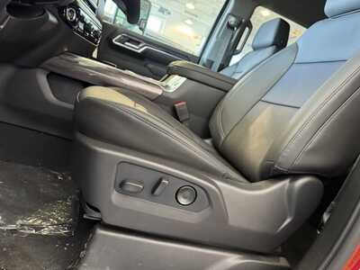 2026 Chevrolet 3500 Crew Cab, $81280.0. Photo 8