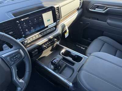 2026 Chevrolet 1500 Crew Cab, $62105.0. Photo 10