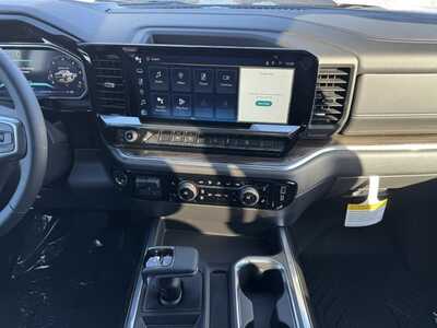 2026 Chevrolet 1500 Crew Cab, $62105.0. Photo 2