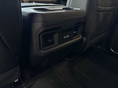 2026 Chevrolet 1500 Crew Cab, $65760.0. Photo 8