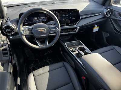 2026 Chevrolet Equinox, $34170.0. Photo 8