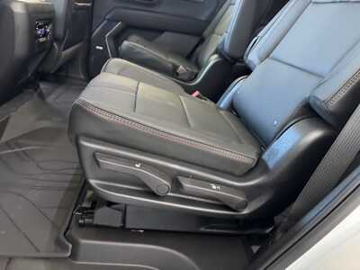 2026 Chevrolet Tahoe, $77605.0. Photo 11
