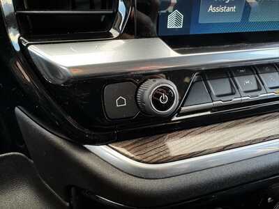 2022 Chevrolet 1500 Crew Cab, $37790. Photo 12