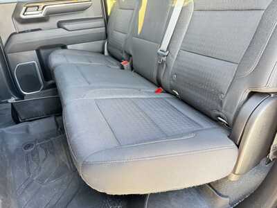 2022 Chevrolet 1500 Crew Cab, $37790. Photo 6