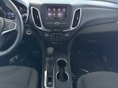 2024 Chevrolet Equinox, $22980. Photo 2