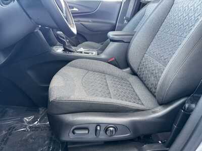2024 Chevrolet Equinox, $22980. Photo 5