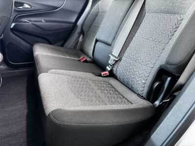 2024 Chevrolet Equinox, $22980. Photo 6