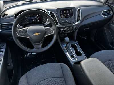 2024 Chevrolet Equinox, $22980. Photo 8