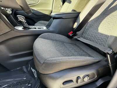 2024 Chevrolet Equinox, $21980. Photo 5