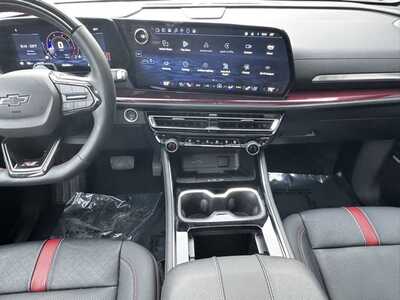 2024 Chevrolet Traverse, $48990. Photo 2