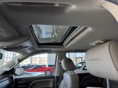 2015 GMC 1500 Crew Cab, $22975. Photo 10