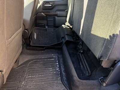 2019 GMC 1500 Crew Cab, $30395. Photo 6