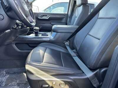 2022 Chevrolet 1500 Crew Cab, $41695. Photo 5