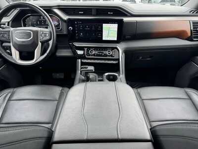 2024 GMC 1500 Crew Cab, $52995. Photo 10