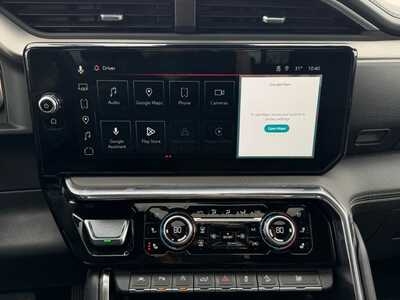 2024 GMC 1500 Crew Cab, $52995. Photo 11