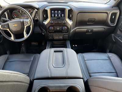 2021 Chevrolet 1500 Crew Cab, $32975. Photo 9