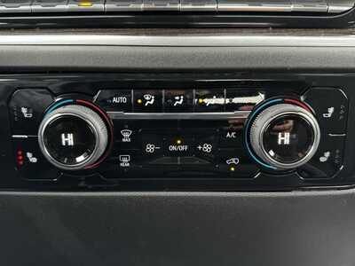 2026 Chevrolet 1500 Crew Cab, $53570.0. Photo 12