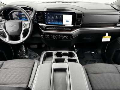 2026 Chevrolet 1500 Crew Cab, $53570.0. Photo 9