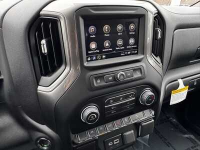 2026 Chevrolet 1500 Crew Cab, $48390.0. Photo 10