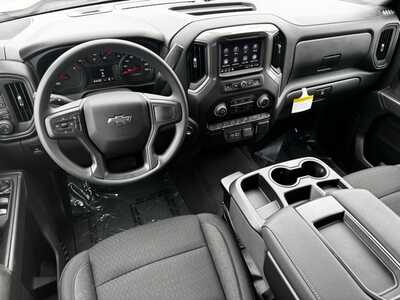 2026 Chevrolet 1500 Crew Cab, $48390.0. Photo 8