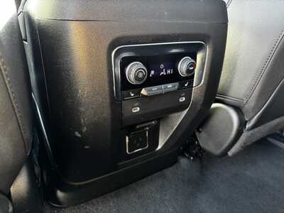 2024 Chevrolet Suburban, $70998. Photo 8