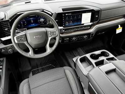 2026 Chevrolet 1500 Crew Cab, $48300.0. Photo 8