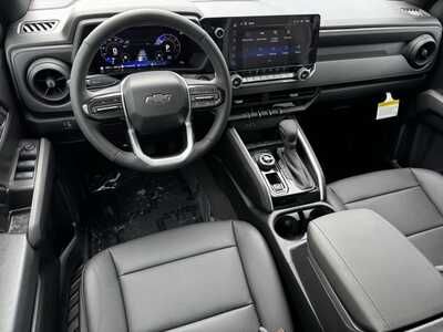 2026 Chevrolet Colorado Crew Cab, $42995.0. Photo 8