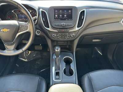 2020 Chevrolet Equinox, $18995. Photo 2