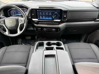 2024 Chevrolet 3500 Crew Cab, $53998. Photo 9