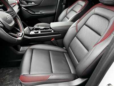 2026 Chevrolet Equinox, $40980.0. Photo 5