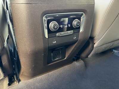 2022 Chevrolet Suburban, $49990. Photo 7