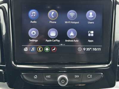 2021 Chevrolet Traverse, $22995. Photo 3