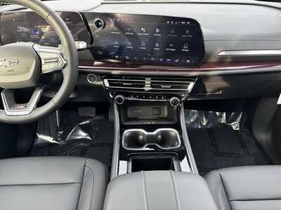 2026 Chevrolet Traverse, $51940.0. Photo 2