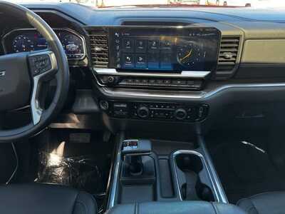 2023 Chevrolet 1500 Crew Cab, $42989. Photo 2