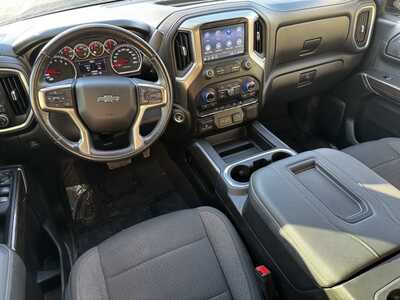 2021 Chevrolet 1500 Crew Cab, $32795. Photo 8