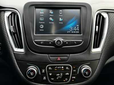 2017 Chevrolet Malibu, $14595. Photo 10