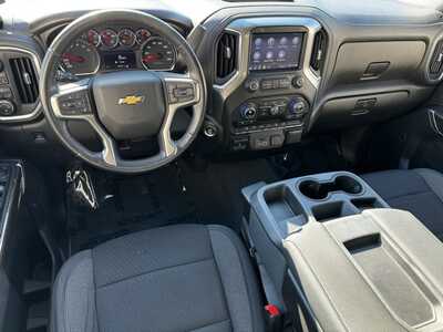 2021 Chevrolet 1500 Crew Cab, $29995. Photo 8