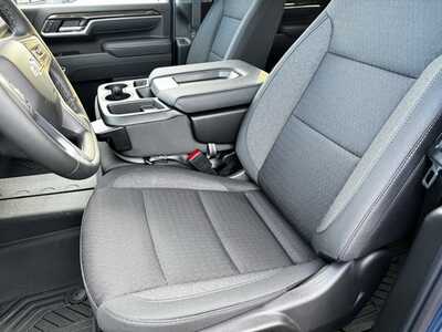 2026 Chevrolet 3500 Crew Cab, $64870.0. Photo 5