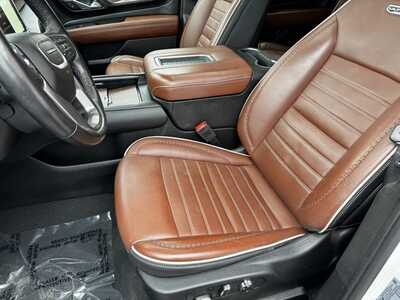 2023 GMC Yukon XL, $64390. Photo 5