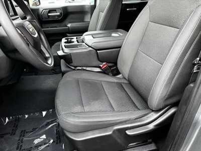 2023 GMC 1500 Crew Cab, $35490. Photo 5