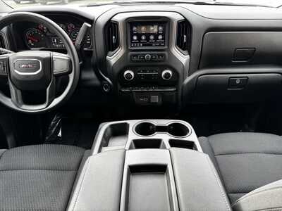 2023 GMC 1500 Crew Cab, $35490. Photo 9