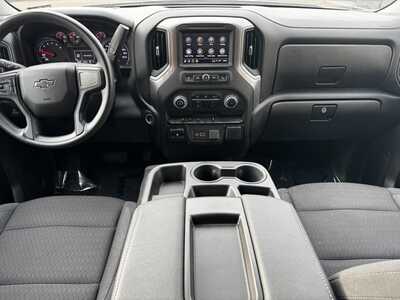 2024 Chevrolet 1500 Crew Cab, $35590. Photo 9