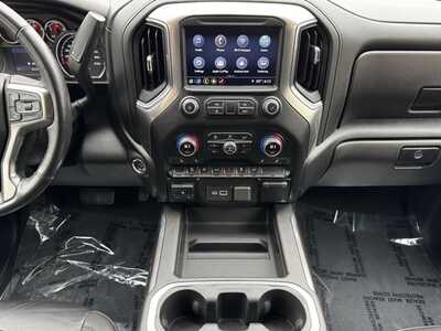 2021 Chevrolet 1500 Crew Cab, $38890. Photo 2
